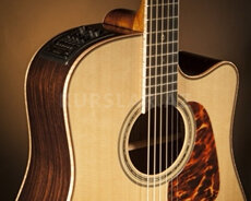 Onlayn Akustik gitara Dərsləri